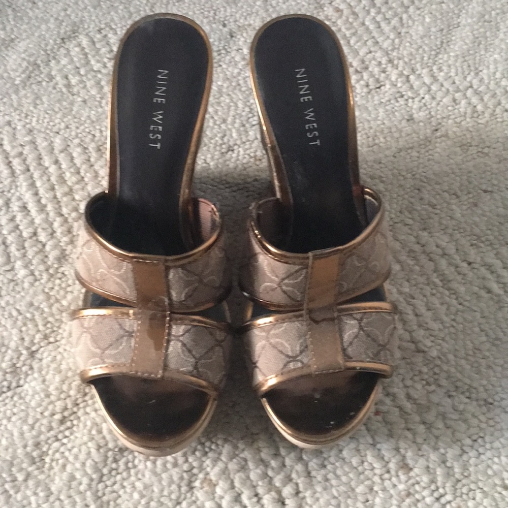 Nine west wedge